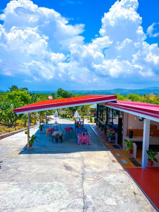 La Plumerias Moalboal Exteriér fotografie